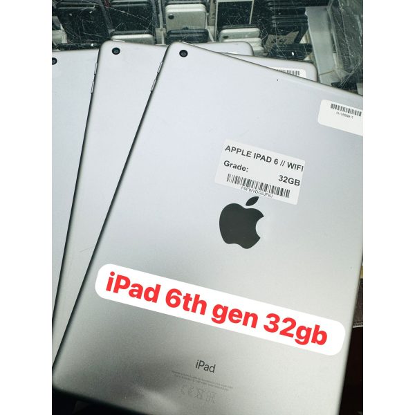 iPad 6th Gen 32 GB